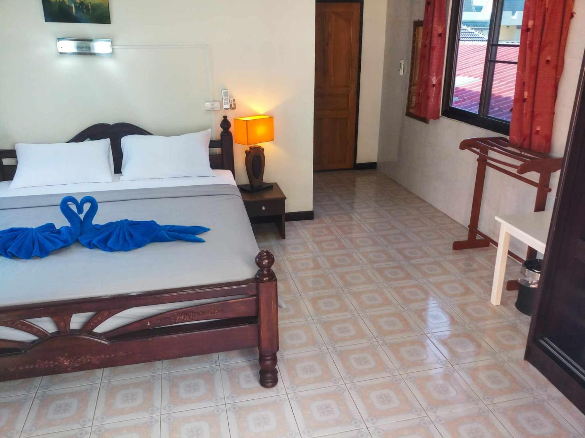 Kata Lina Guesthouse Экстерьер фото